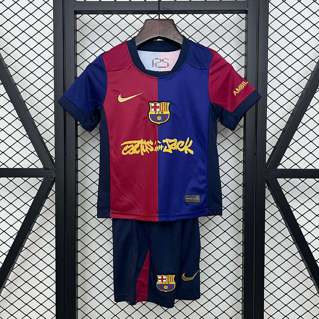 Conjunto Niños FC Barcelona Local Negra y Azul Marino 2025/26 - frente