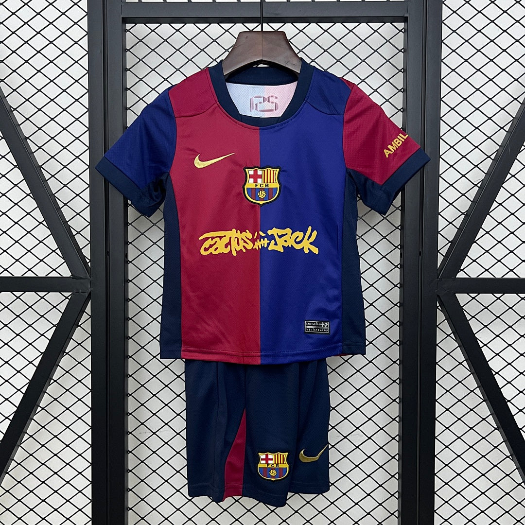Conjunto Niños FC Barcelona Local Negra y Azul Marino 2025/26 - frente