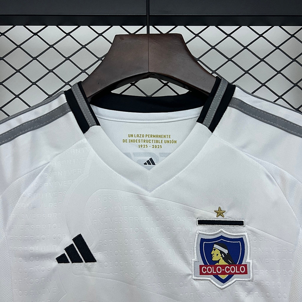 Conjunto Niños Colo Colo Local 2025/26 - espalda