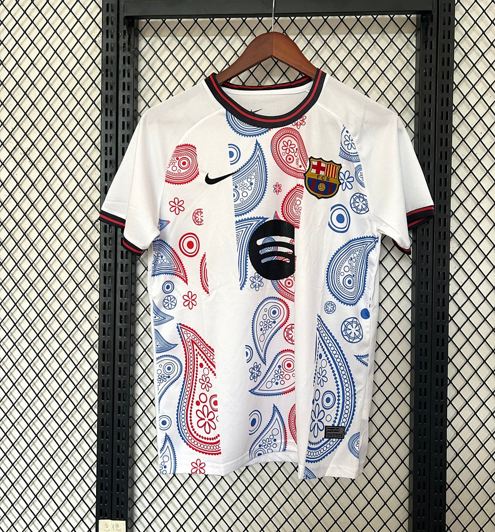 Camiseta FC Barcelona Dorada y Roja Edición Especial 2025/26 - frente