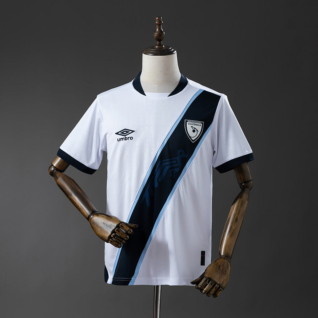 Camiseta Guatemala Local Negra y Celeste 2026 - frente