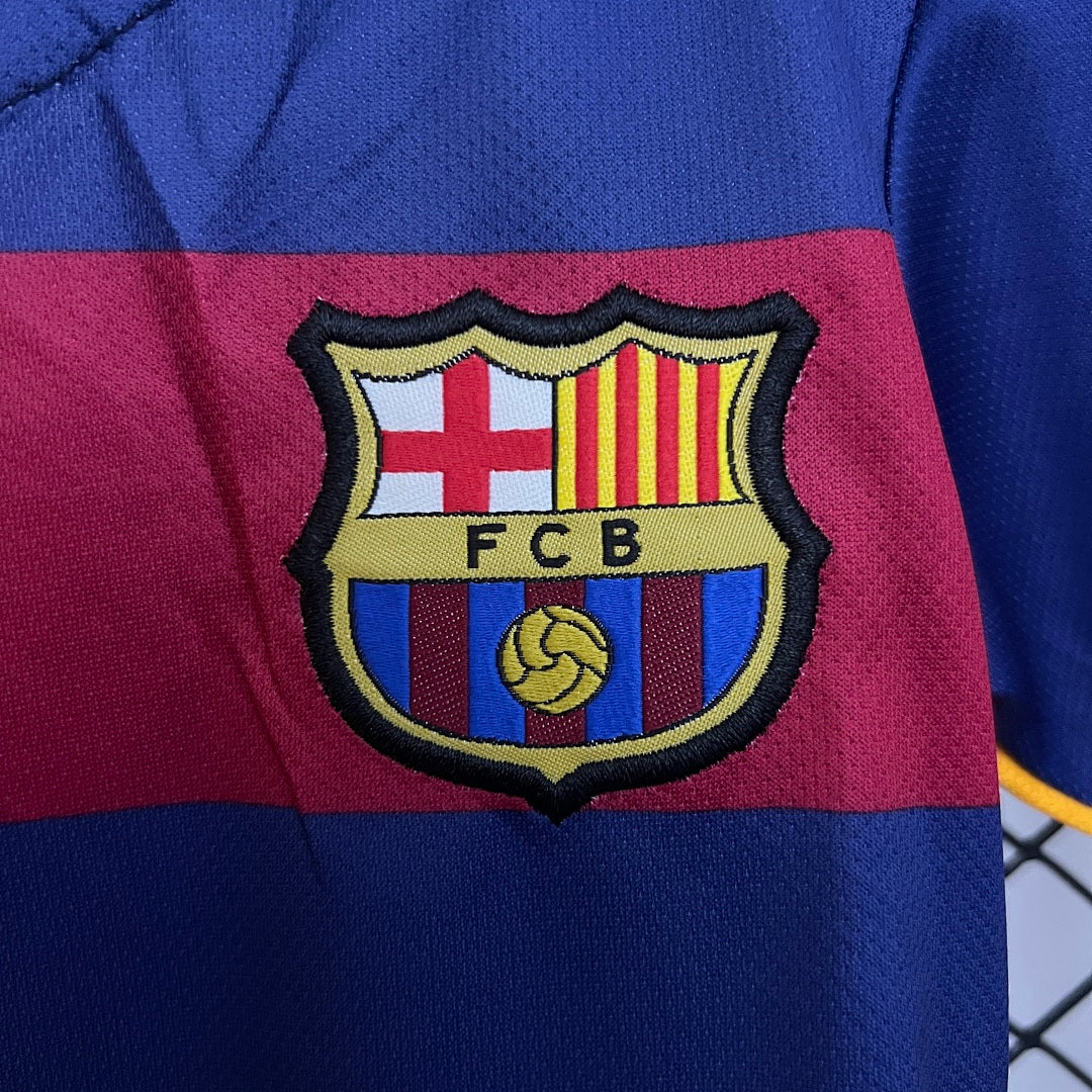 Conjunto Niños FC Barcelona Local Burdeos y Azul Marino 15/16 - espalda