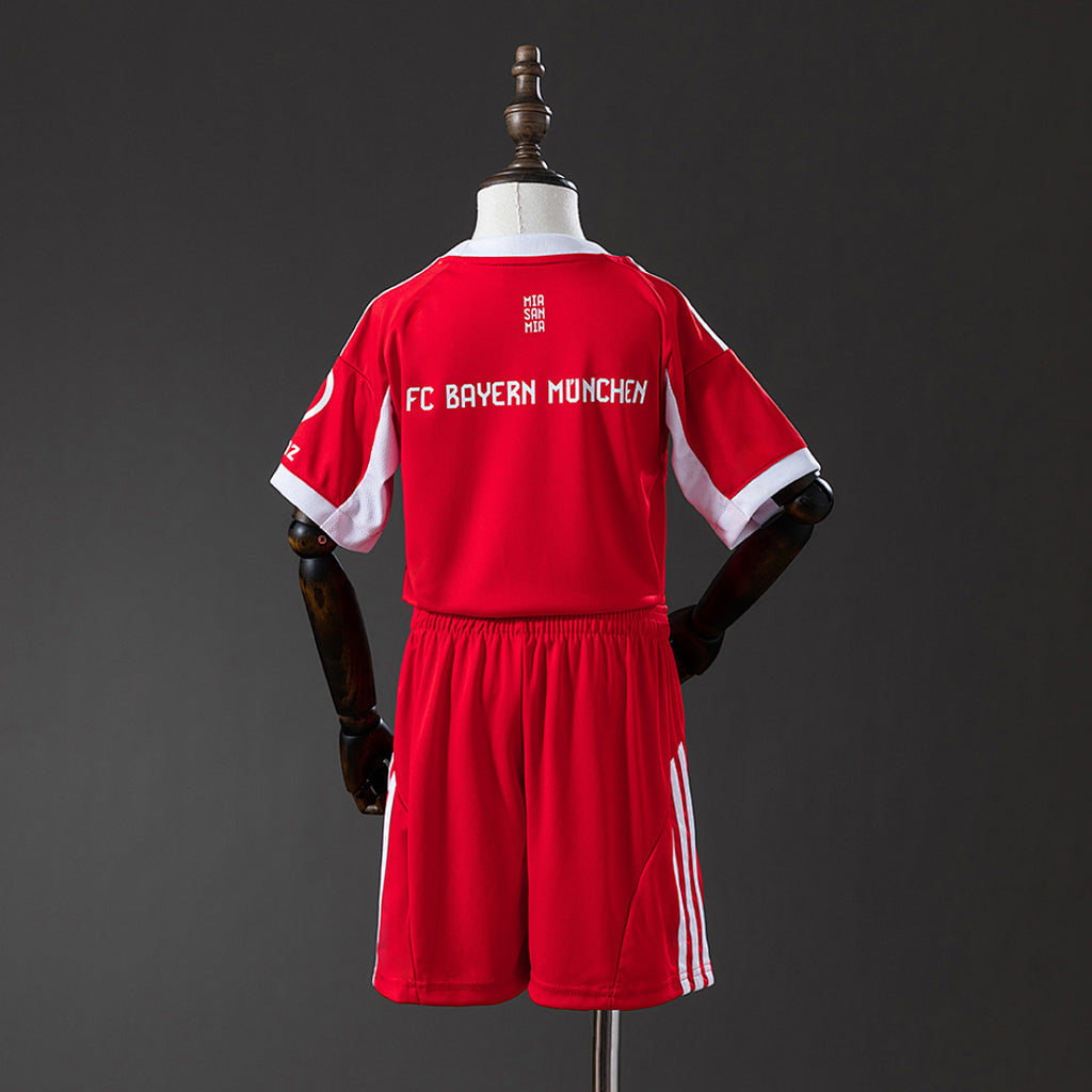 Conjunto Niños Bayern Múnich Local 2025/26 - espalda