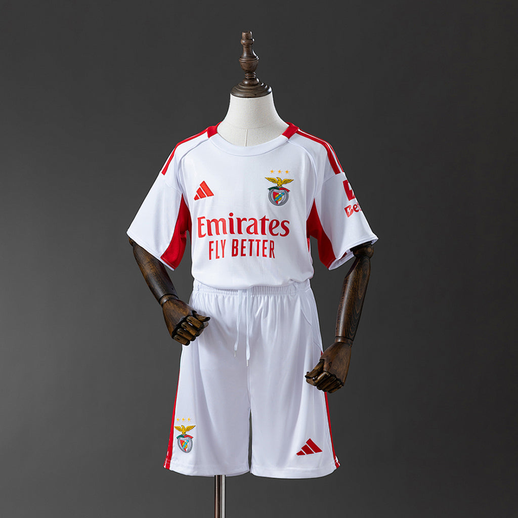 Conjunto Niños SL Benfica Tercera 2025/26 - frente