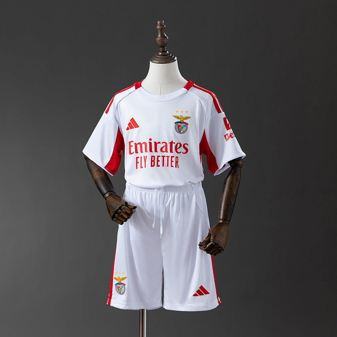 Conjunto Niños SL Benfica Tercera 2025/26 - frente