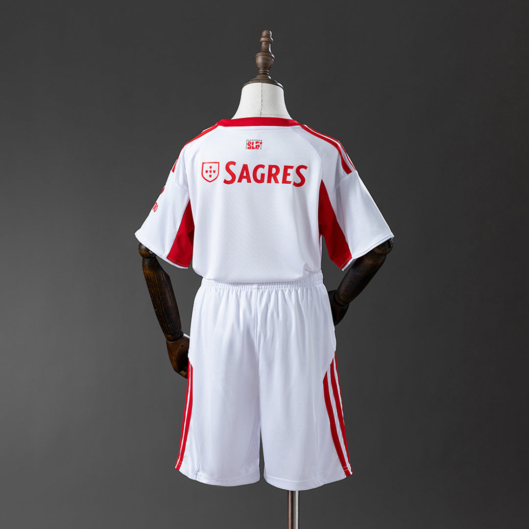 Conjunto Niños SL Benfica Tercera 2025/26 - espalda