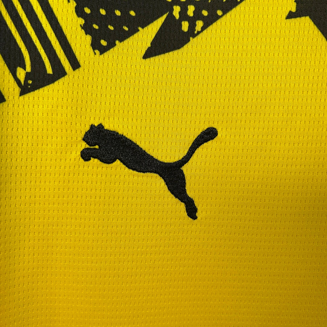 Camiseta Borussia Dortmund Local Amarilla y Negra 2025/26 - espalda