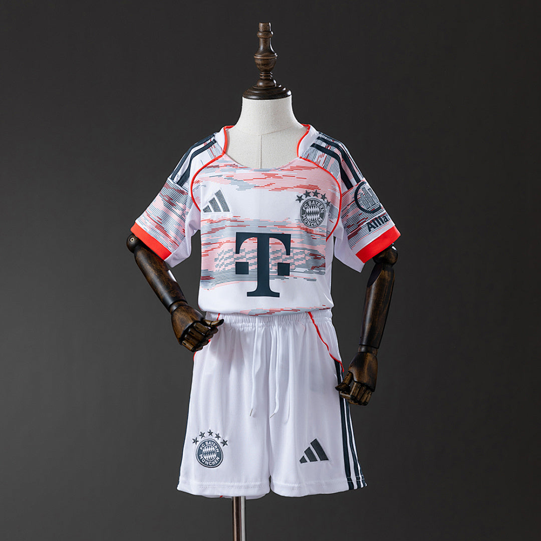 Conjunto Niños Bayern Múnich Visita Gris y Gris Claro 2025/26 - frente