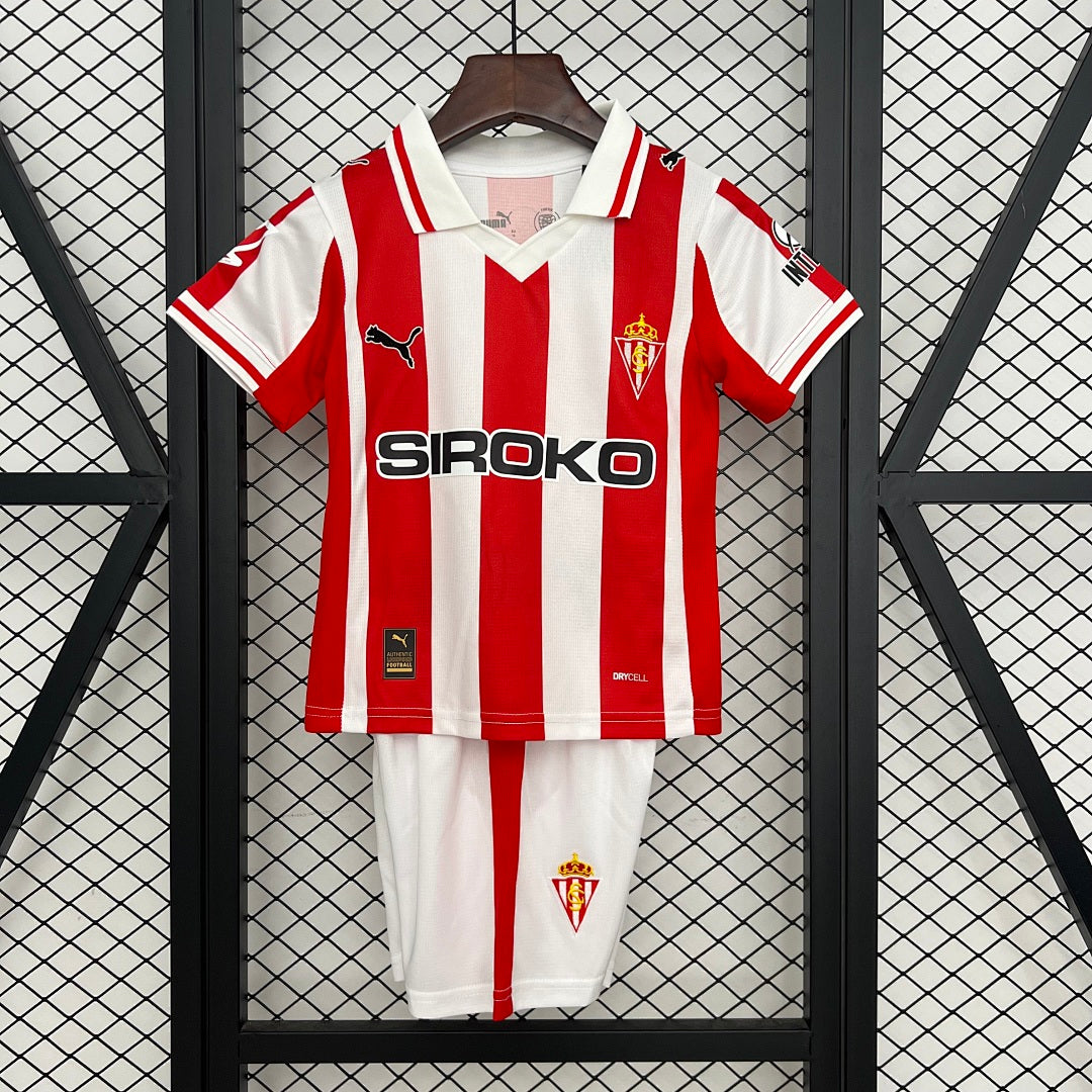 Conjunto Niños Sporting de Gijón Local 2025/26 - frente