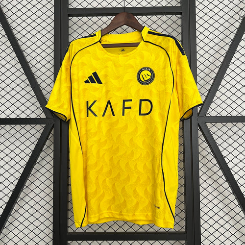 Camiseta Al-Nassr Local Amarilla y Café 2025/26 - frente