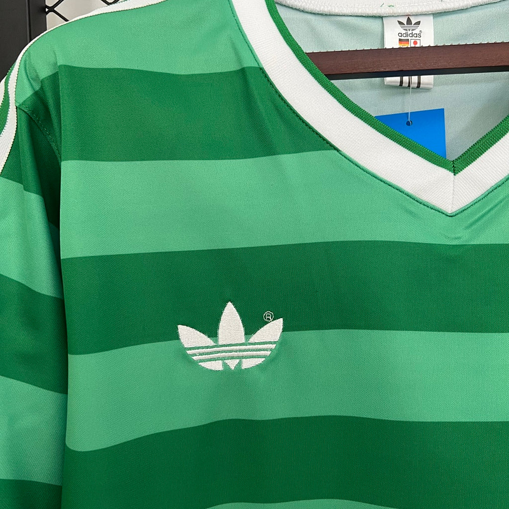 Camiseta Retro Alemania Verde 1984 - espalda