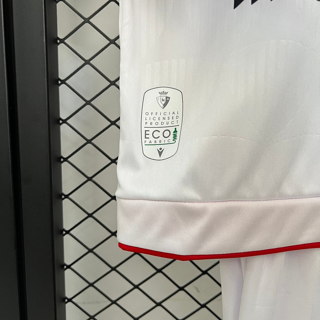 Conjunto Niños CA Osasuna Tercera 2025/26 - espalda