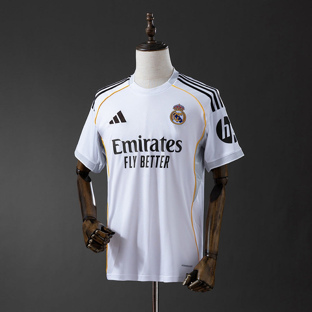 Camiseta Real Madrid Local Gris y Celeste 2025/26 - frente