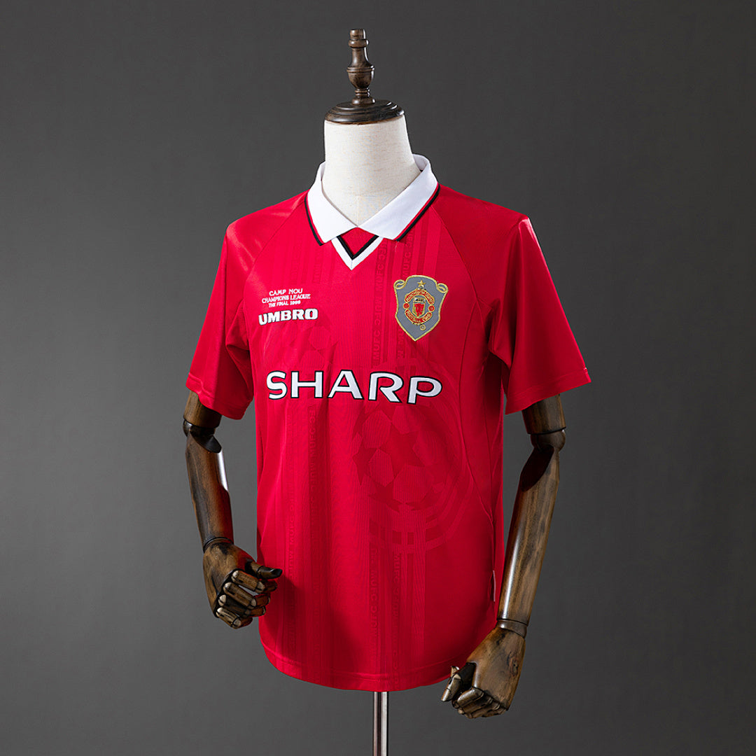 Camiseta Retro Manchester United Local 99/00 - frente