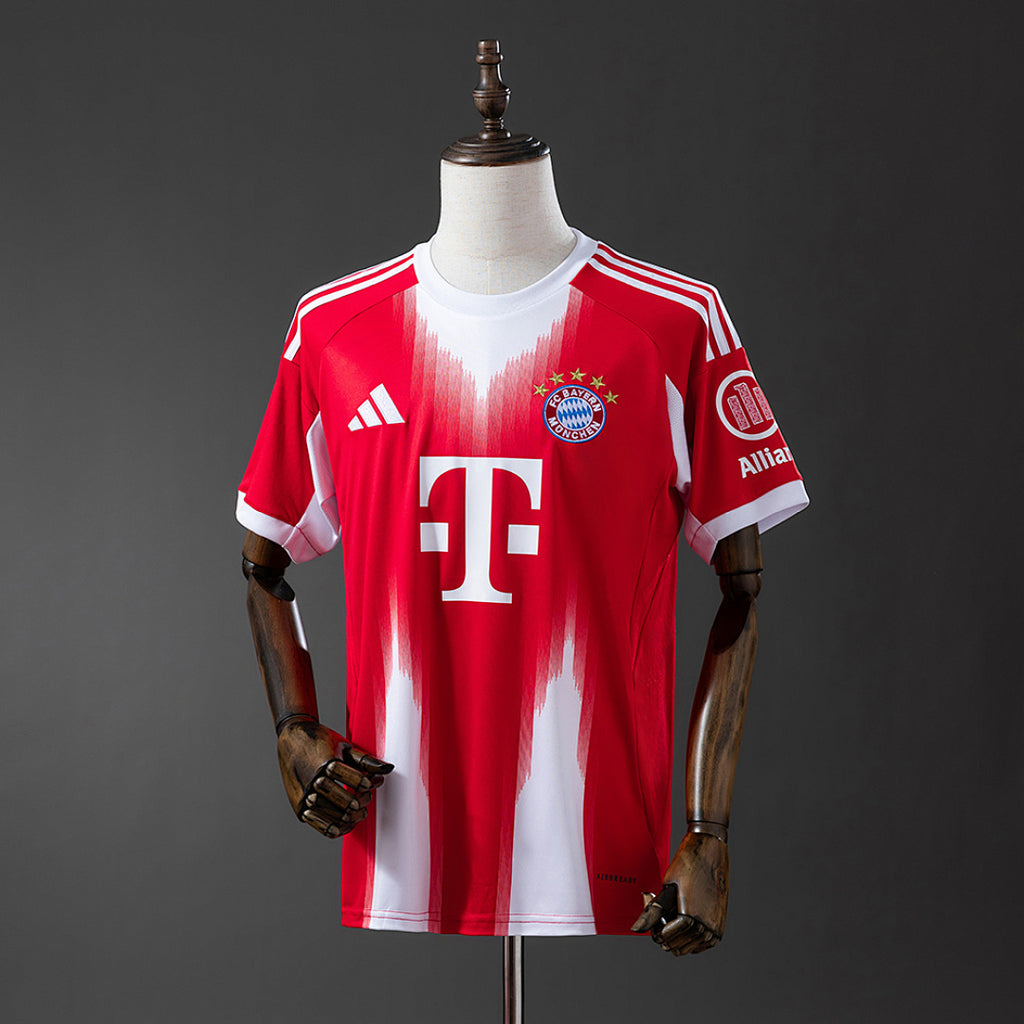 Camiseta Bayern Múnich Local 2025/26 - frente