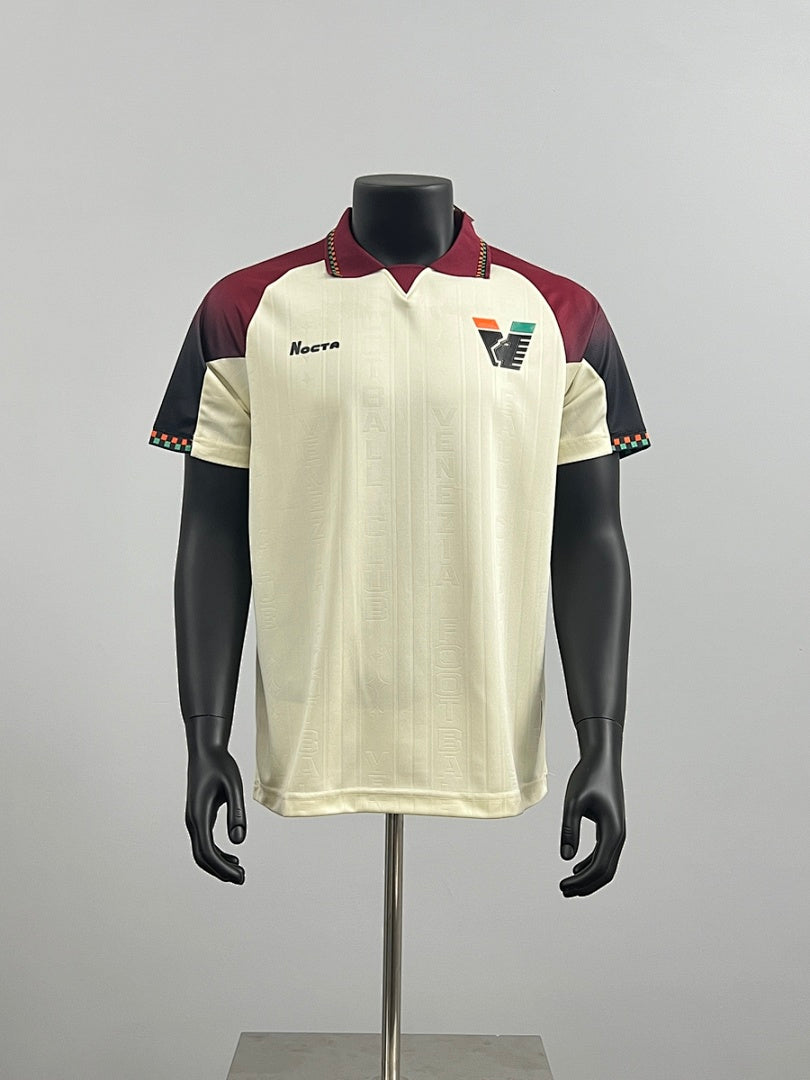 Camiseta Venezia Visita Amarilla y Gris 2025/26 - frente