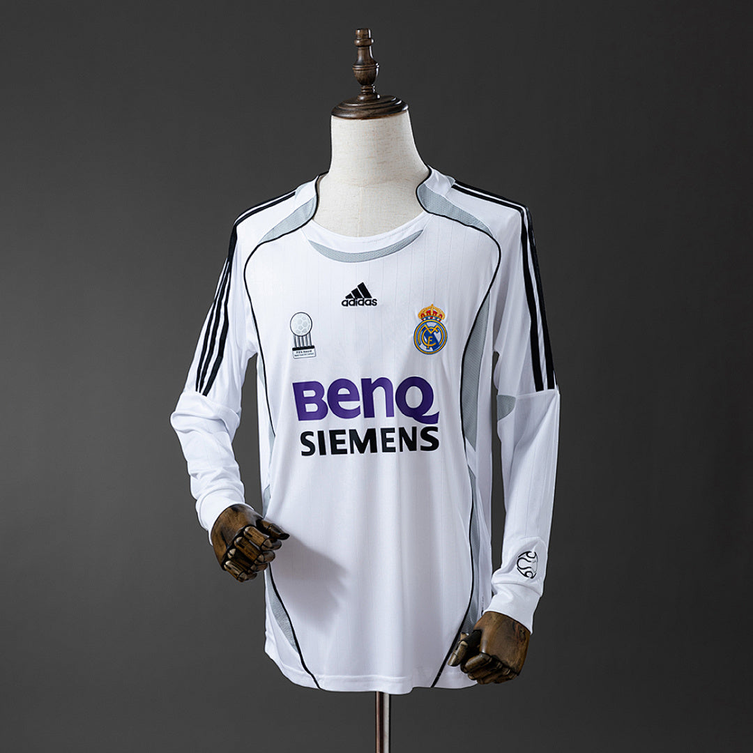 Camiseta Retro Real Madrid Local Manga Larga 2006 - frente