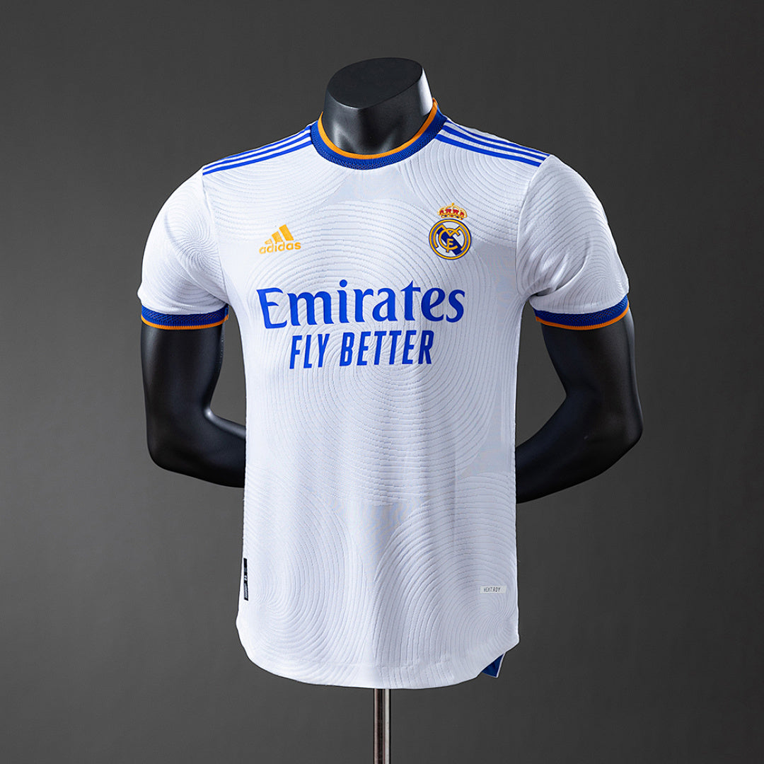 Camiseta Retro Real Madrid Local 21/22 Versión Jugador - frente