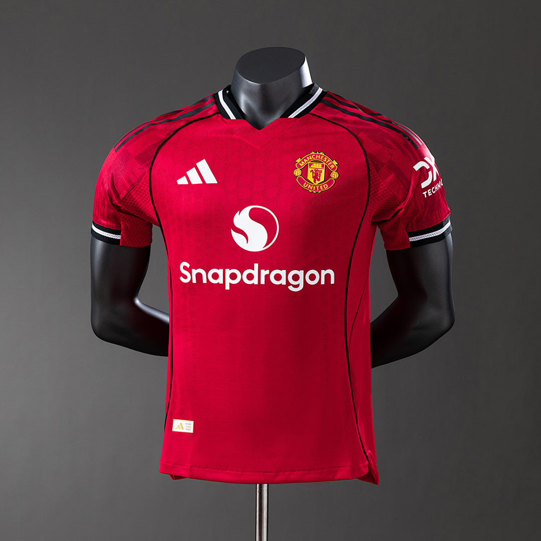 Camiseta Manchester United Local 2025/26 Versión Jugador - frente