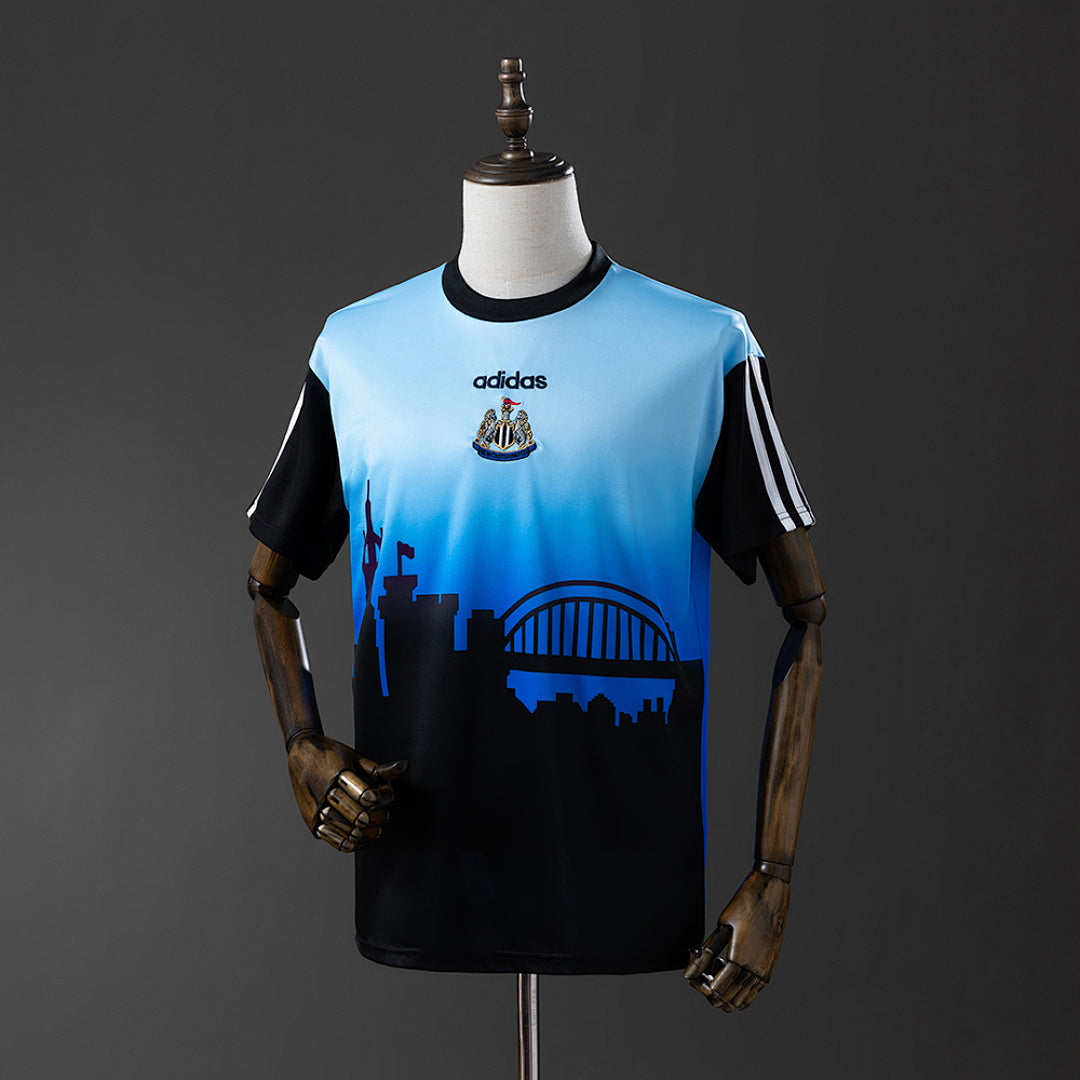 Camiseta Retro Newcastle United 96/97 - frente