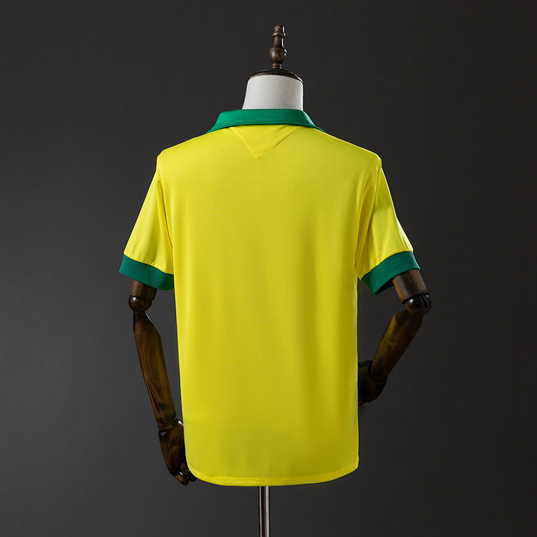 Camiseta Retro Brasil Local Amarilla y Negra 1958 - espalda