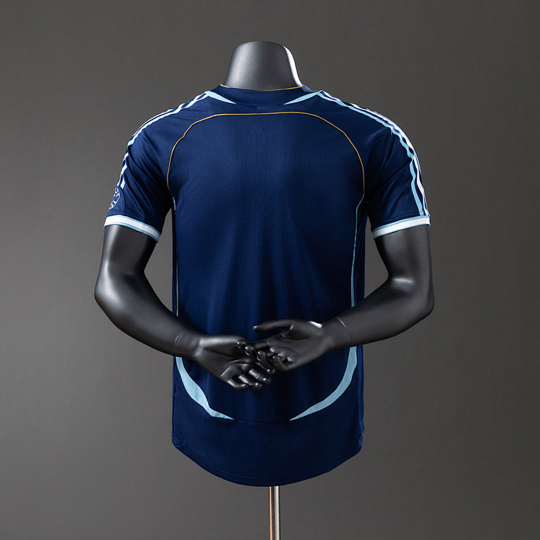 Camiseta Retro Argentina Visita 2006 Versión Jugador - espalda