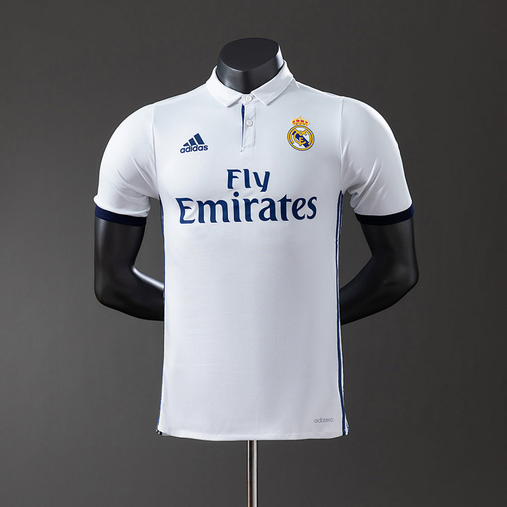 Camiseta Retro Real Madrid Local Celeste y Gris Claro 14/15 Versión Jugador - frente