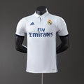 Camiseta Retro Real Madrid Local Celeste y Gris Claro 14/15 Versión Jugador - frente