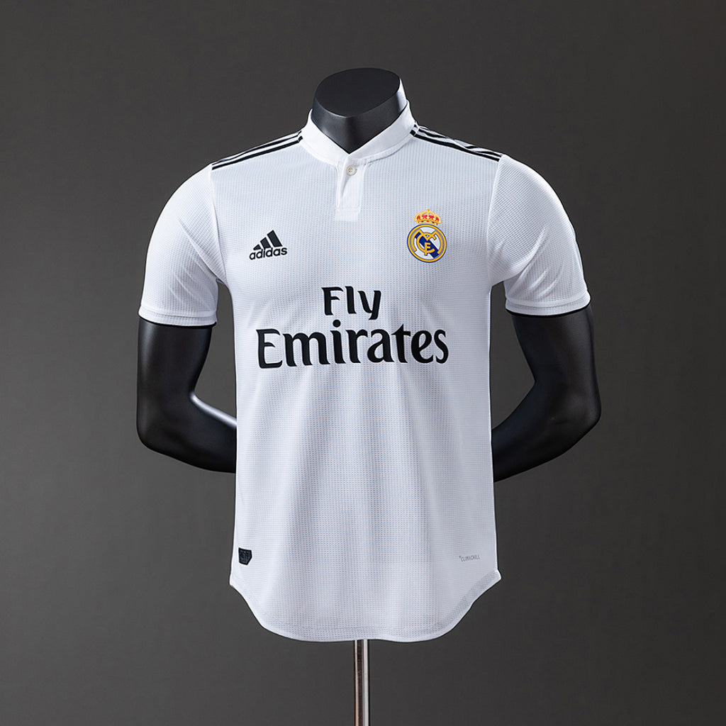 Camiseta Retro Real Madrid Local 18/19 Versión Jugador - frente