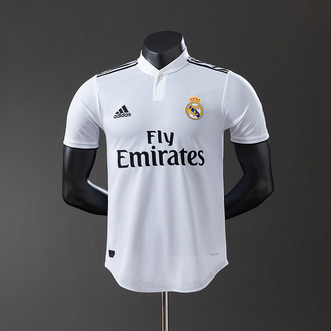 Camiseta Retro Real Madrid Local 18/19 Versión Jugador - frente