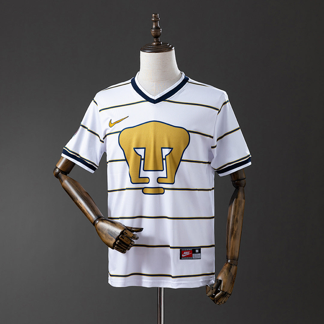 Camiseta Retro Pumas UNAM Visita 97/98 - frente