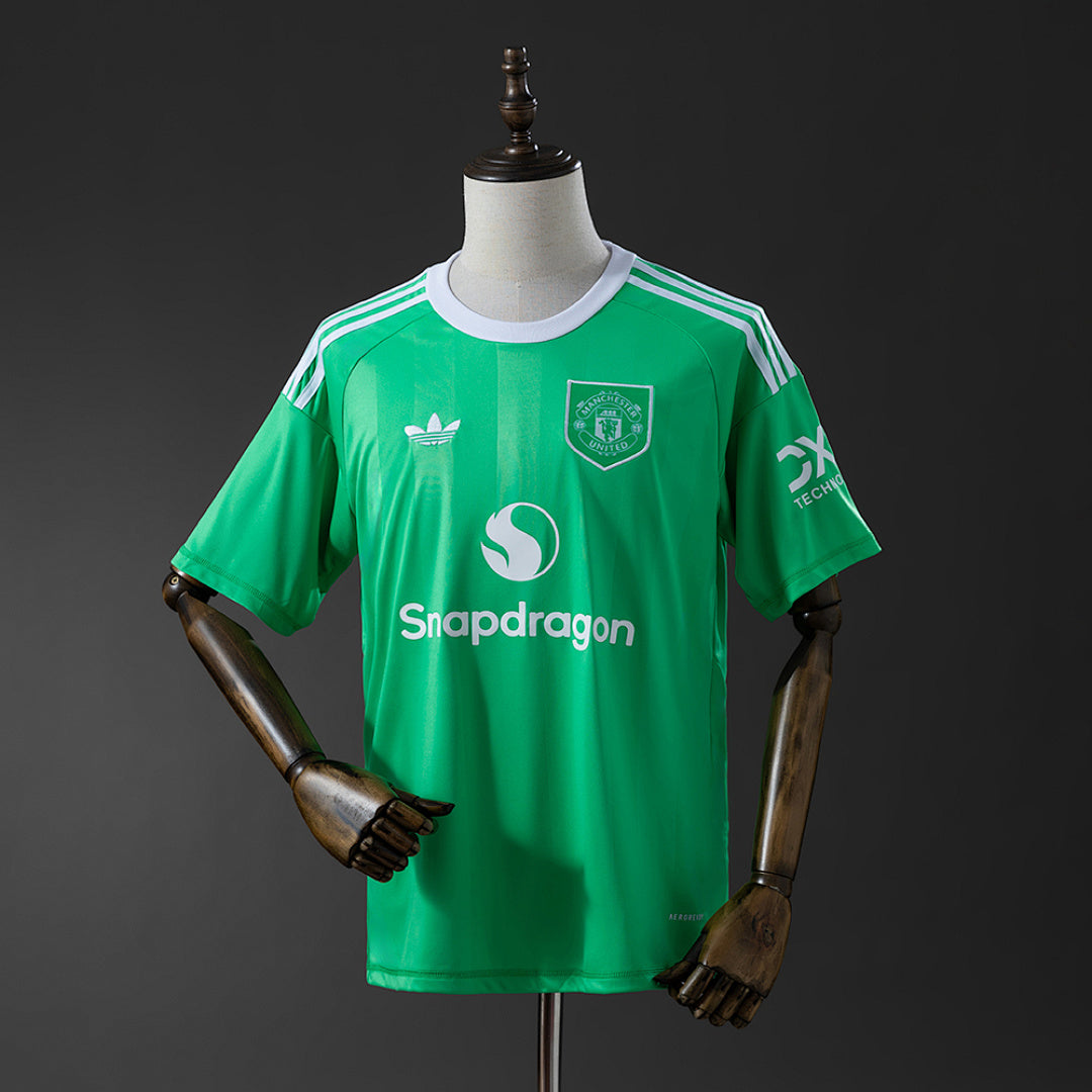 Camiseta Manchester United Portero Verde 2025/26 - frente
