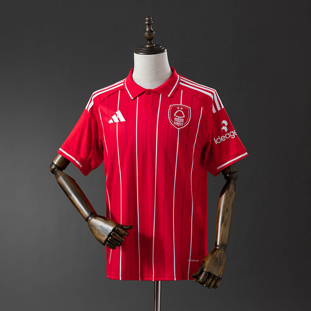 Camiseta Nottingham Forest Local 2025/26 - frente
