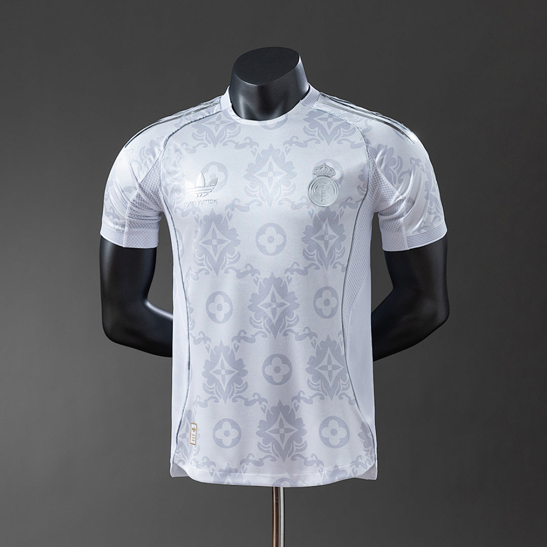 Camiseta Real Madrid Celeste y Gris Edición Especial 2025/26 Versión Jugador - frente