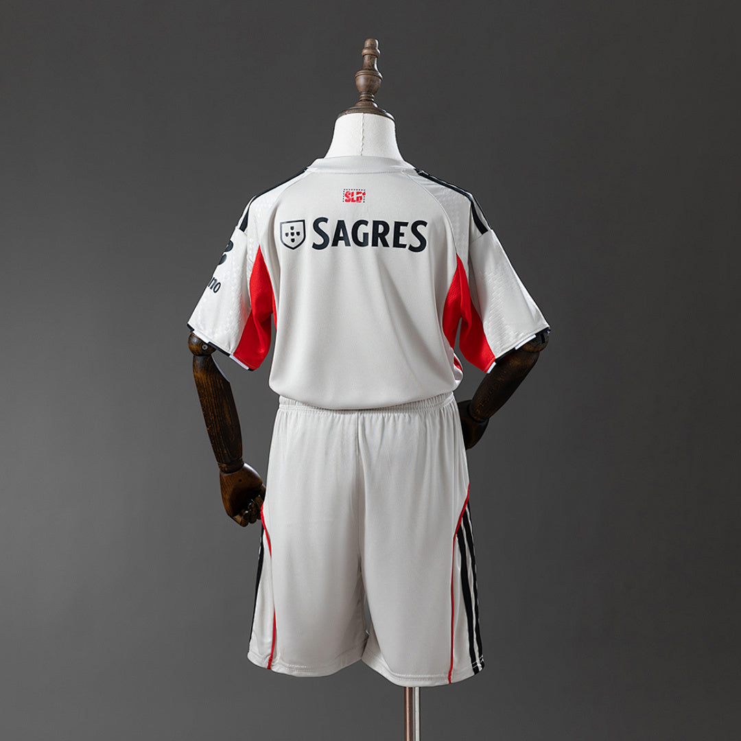 Conjunto Niños SL Benfica Visita 2025/26 - espalda