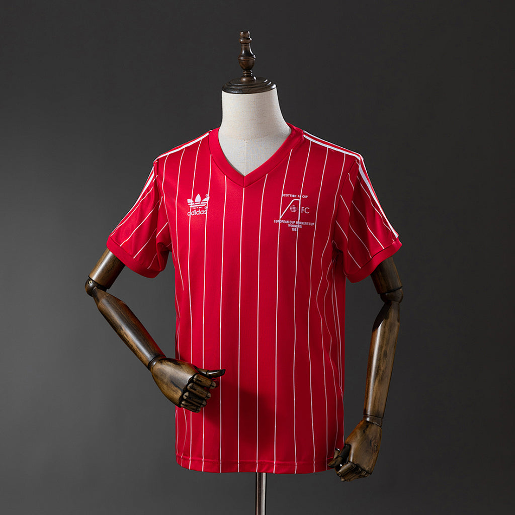 Camiseta Retro Aberdeen Local 82/83 - frente