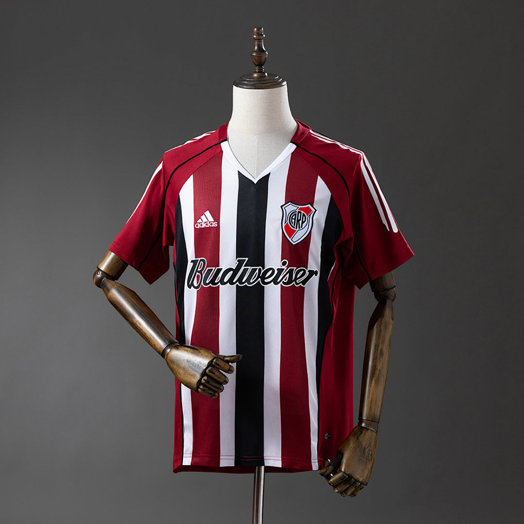 Camiseta Retro River Plate Visita 05/06 - frente