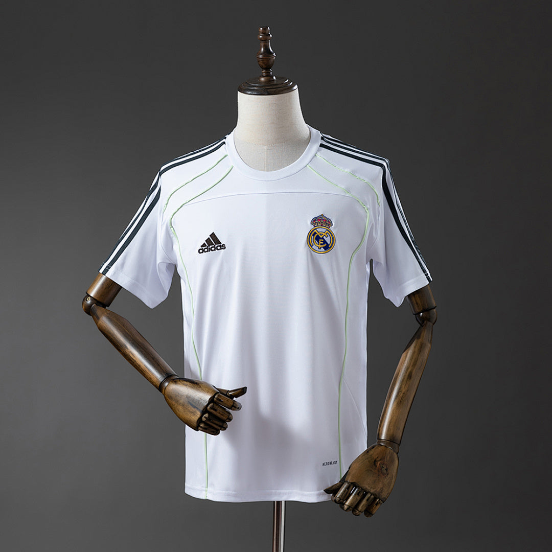 Camiseta Real Madrid Celeste y Gris Edición Especial 2025/26 - frente