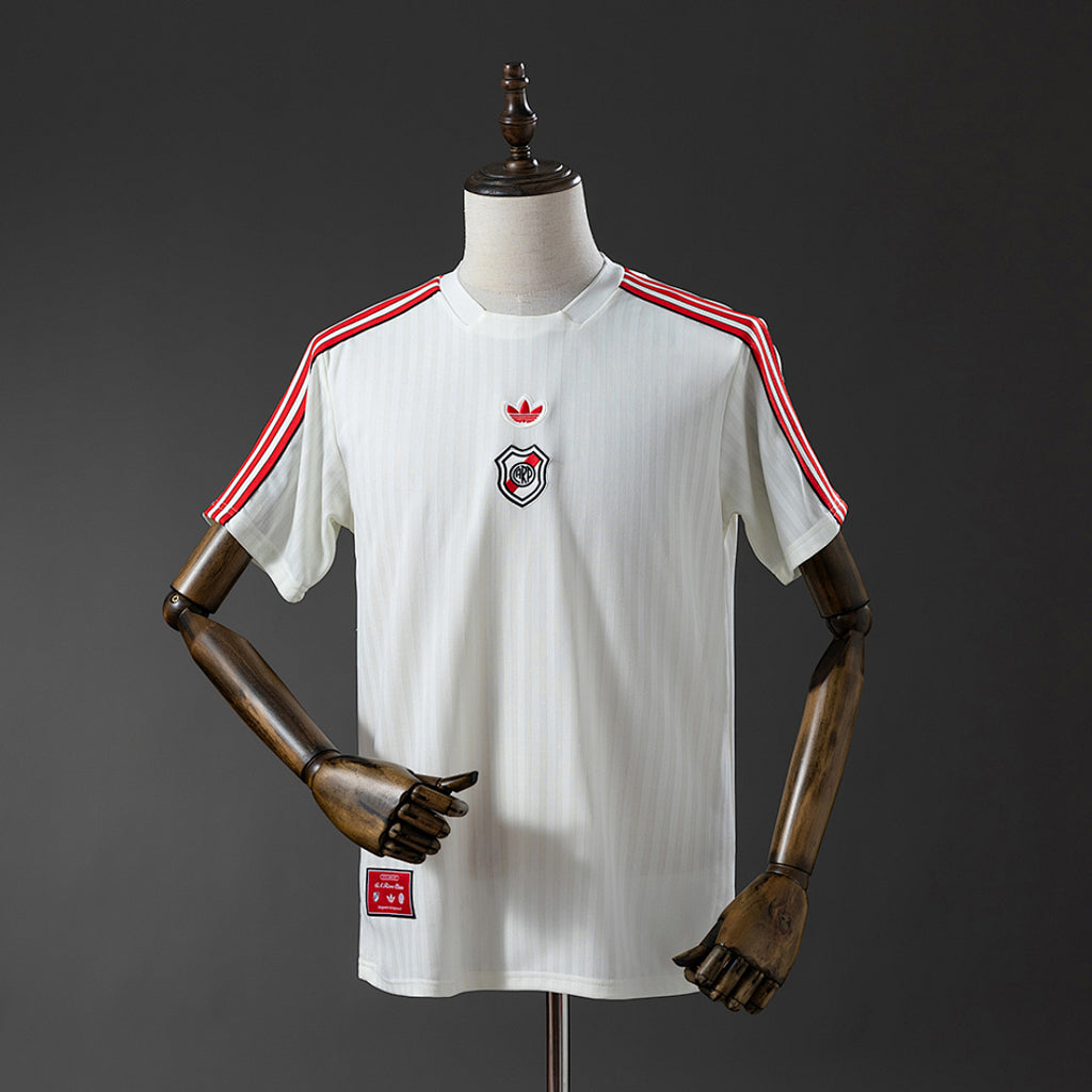 Camiseta Retro River Plate Edición Especial 25/26 - frente