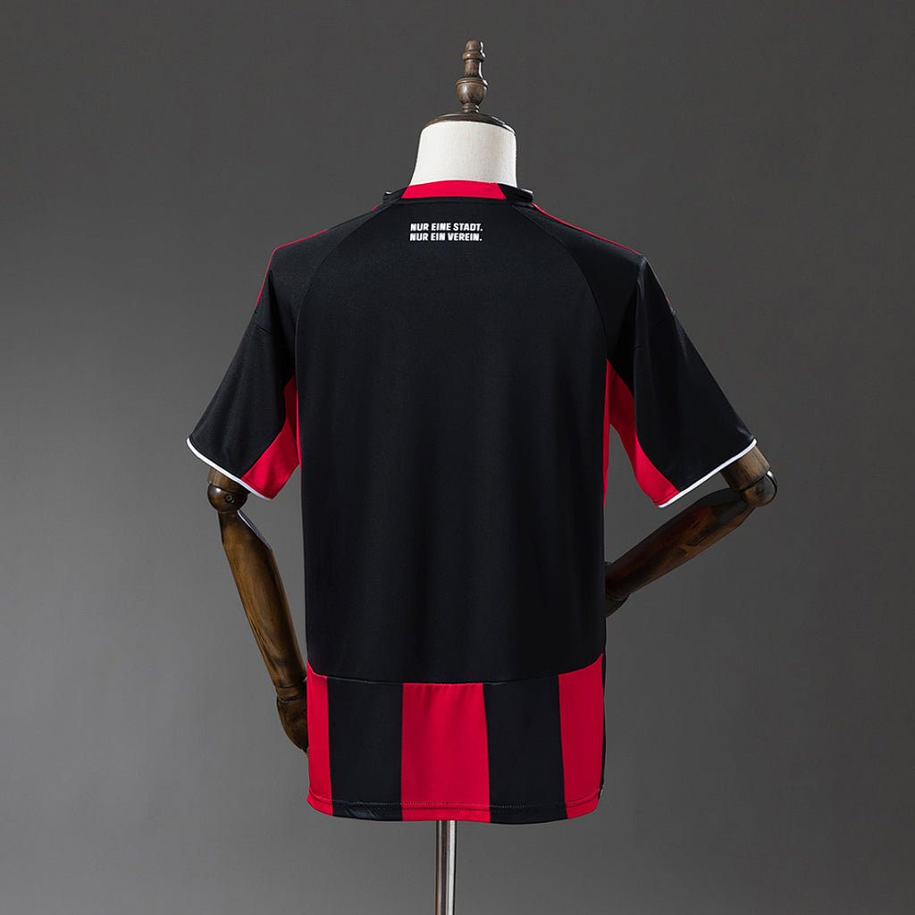 Camiseta Eintracht Frankfurt Local Roja y Negra 2025/26 - espalda