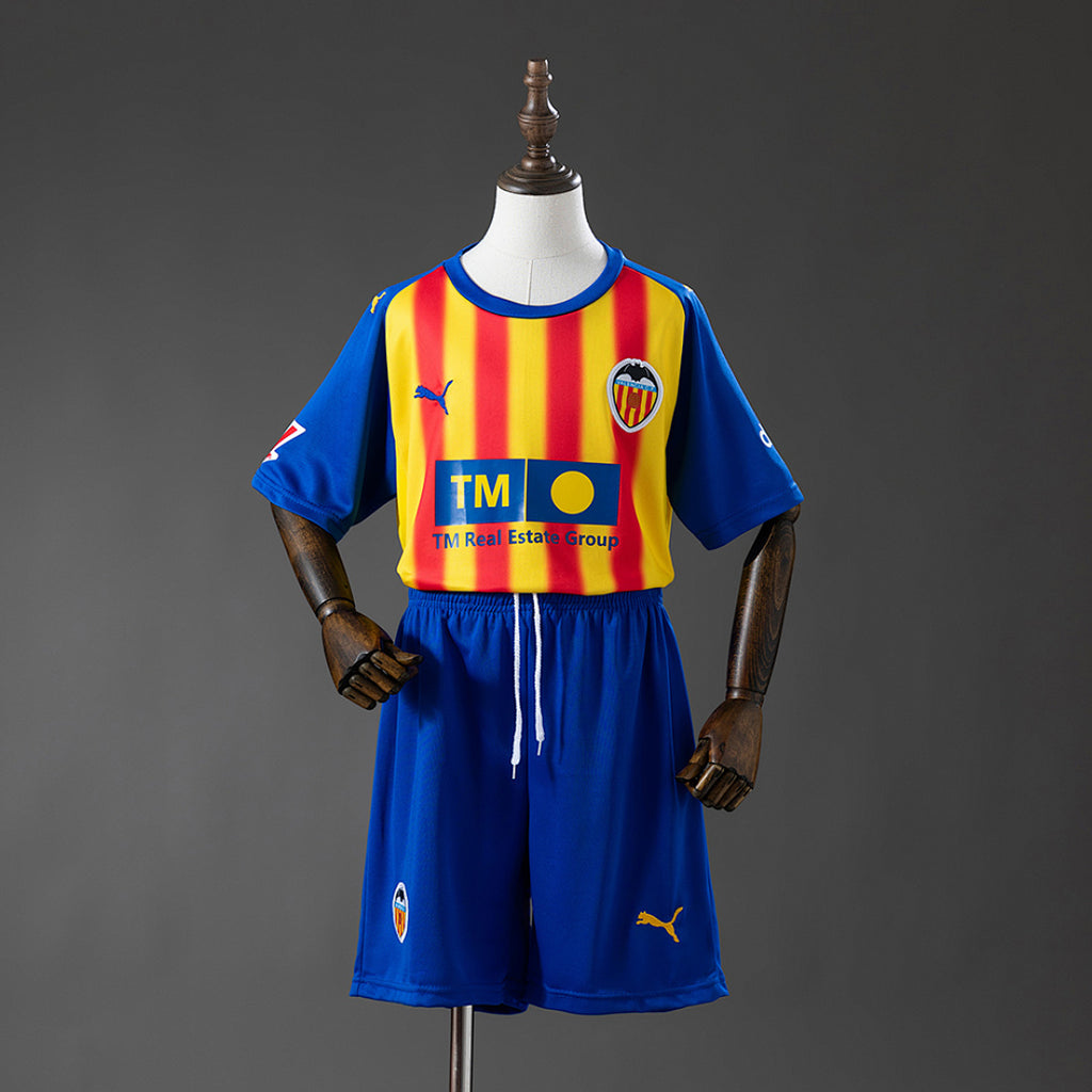 Conjunto Niños Valencia CF Tercera 2025/26 - frente