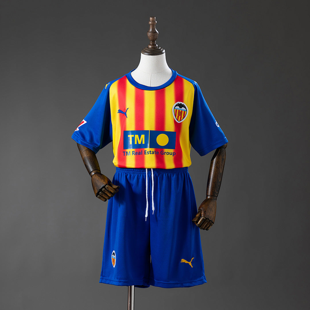 Conjunto Niños Valencia CF Tercera 2025/26 - frente