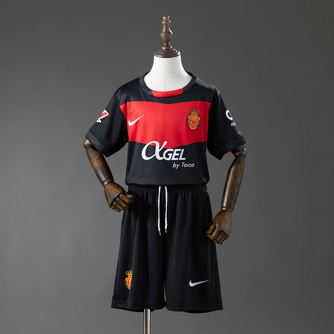 Conjunto Niños RCD Mallorca Tercera 2025/26 - frente