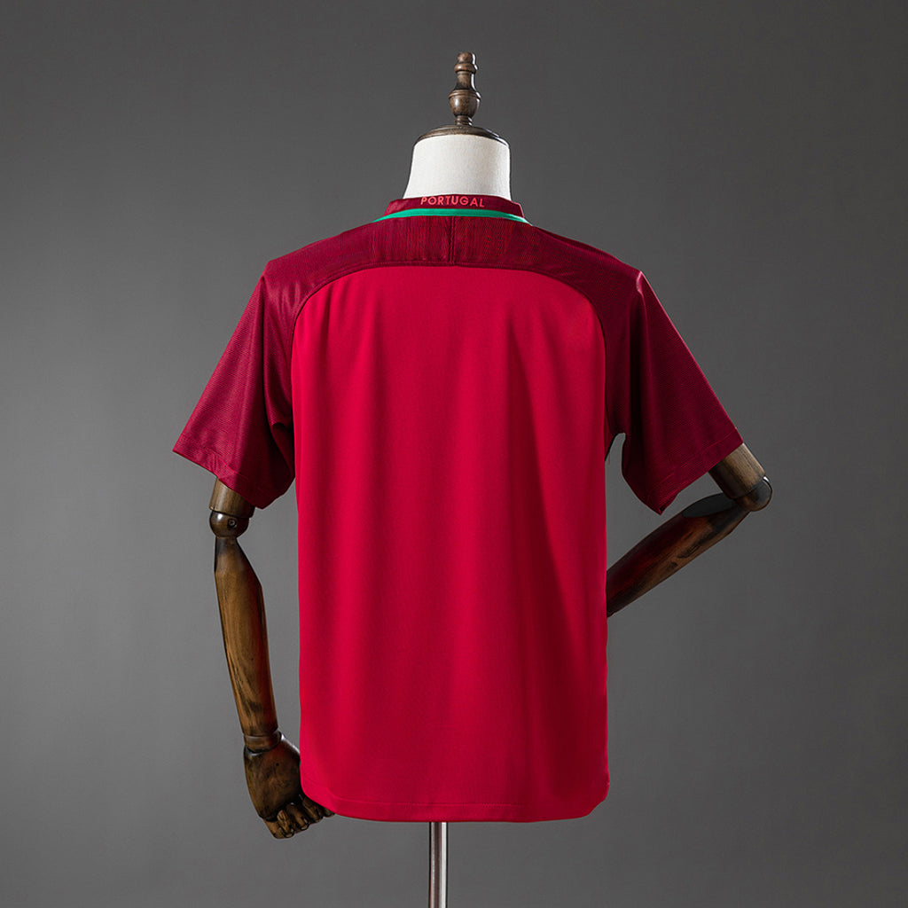 Camiseta Retro Portugal Local 2018 - espalda