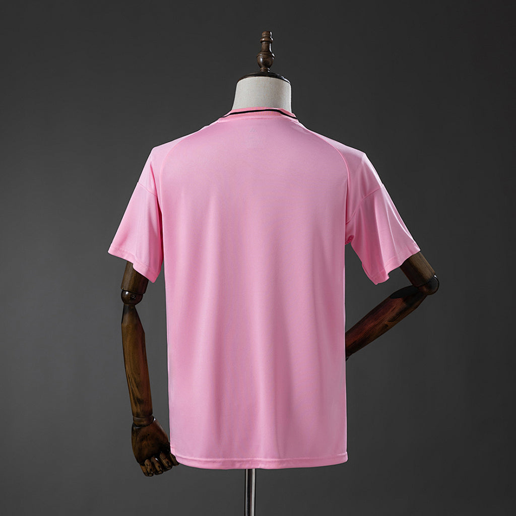 Camiseta Internacional Rosada 2025 - espalda