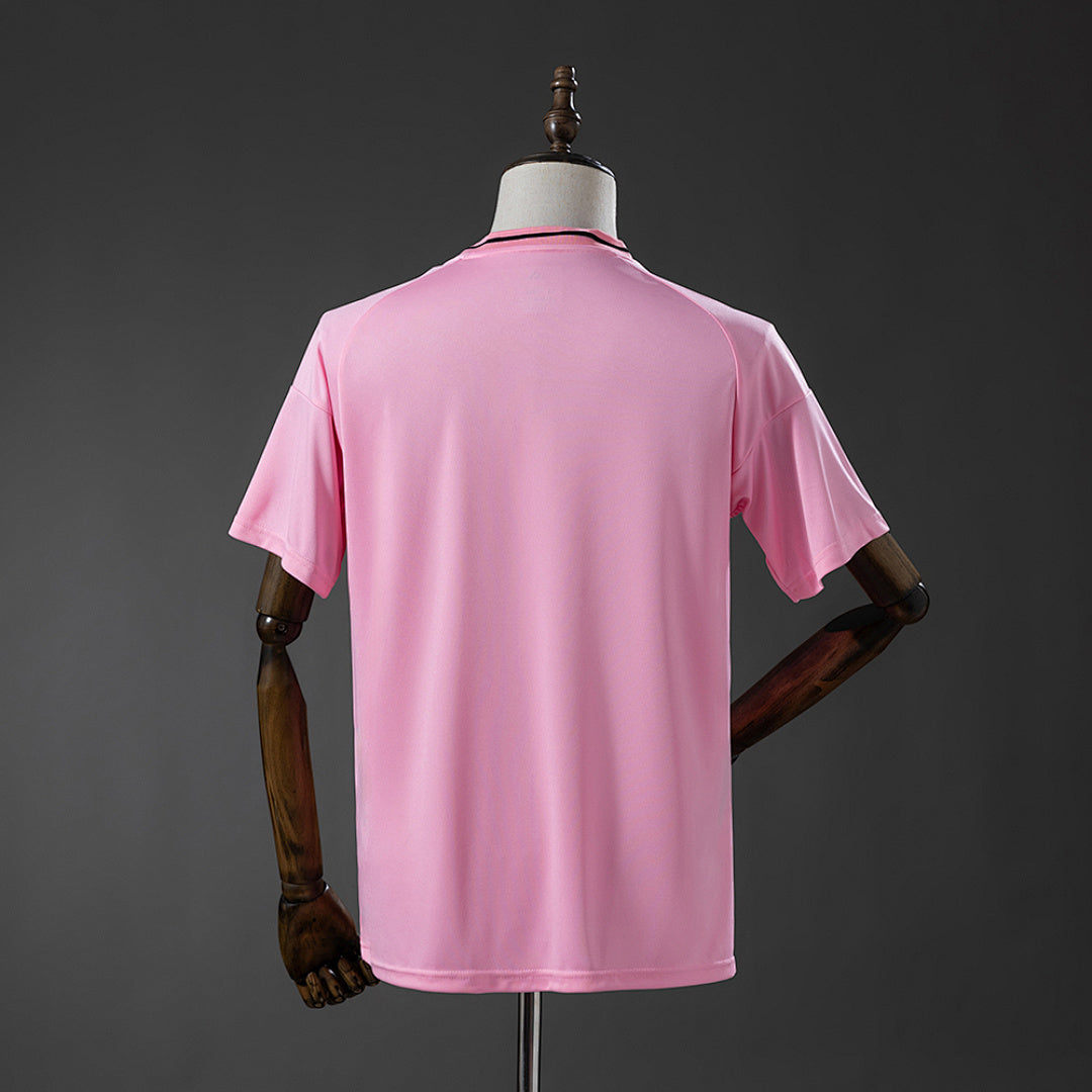 Camiseta Internacional Rosada 2025 - espalda