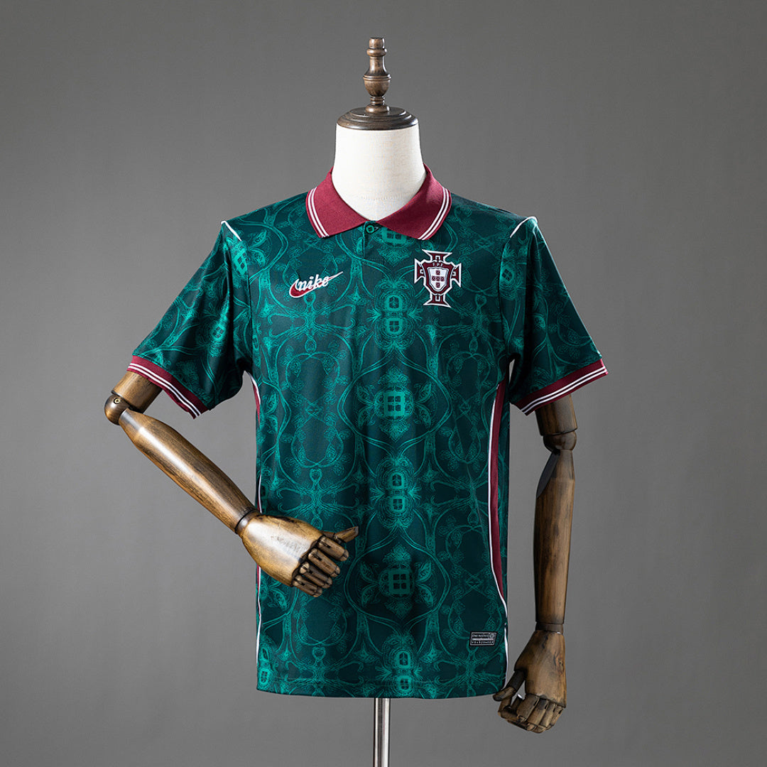 Camiseta Portugal Negra y Gris Edición Especial 2026 - frente