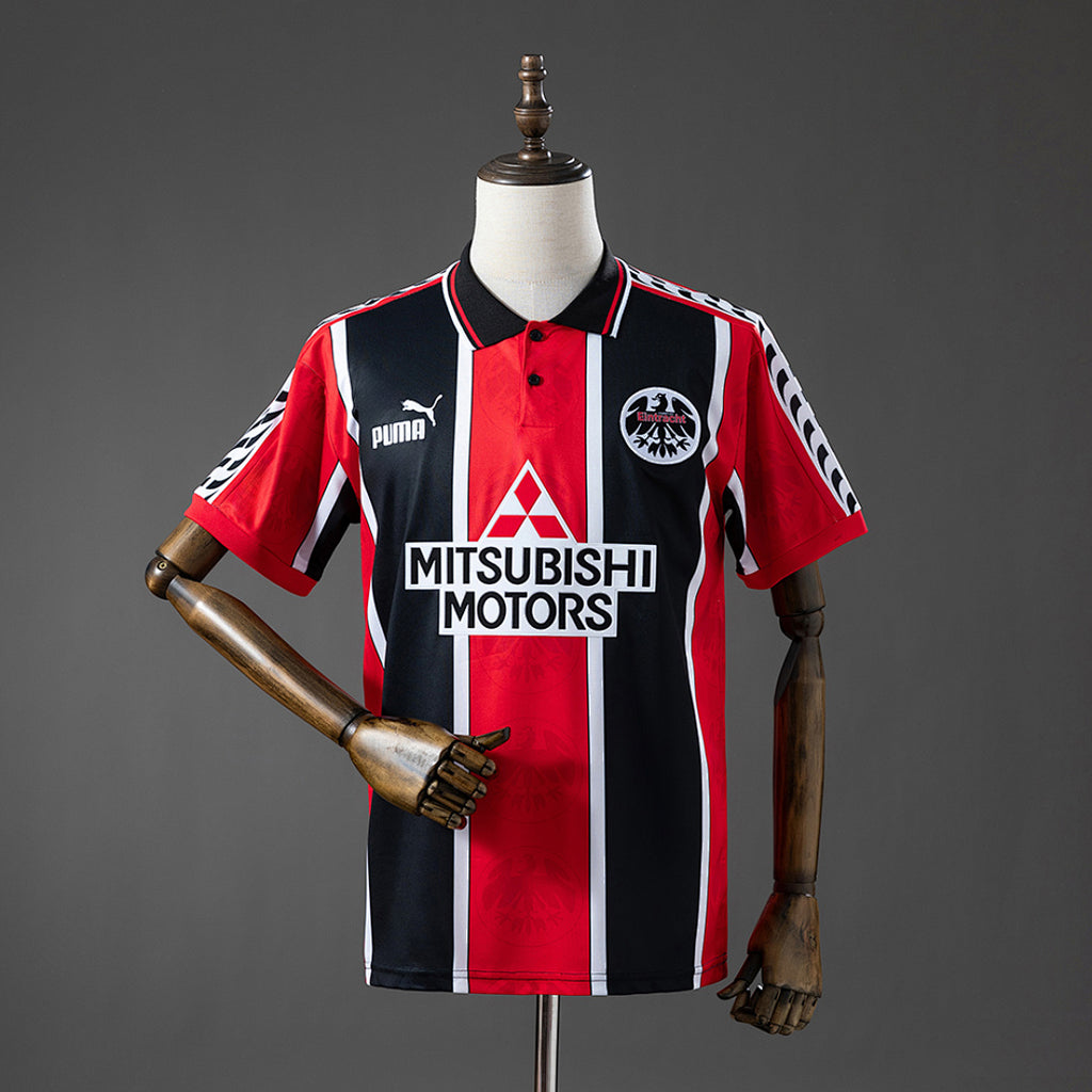 Camiseta Retro Eintracht Frankfurt Local 96/97 - frente