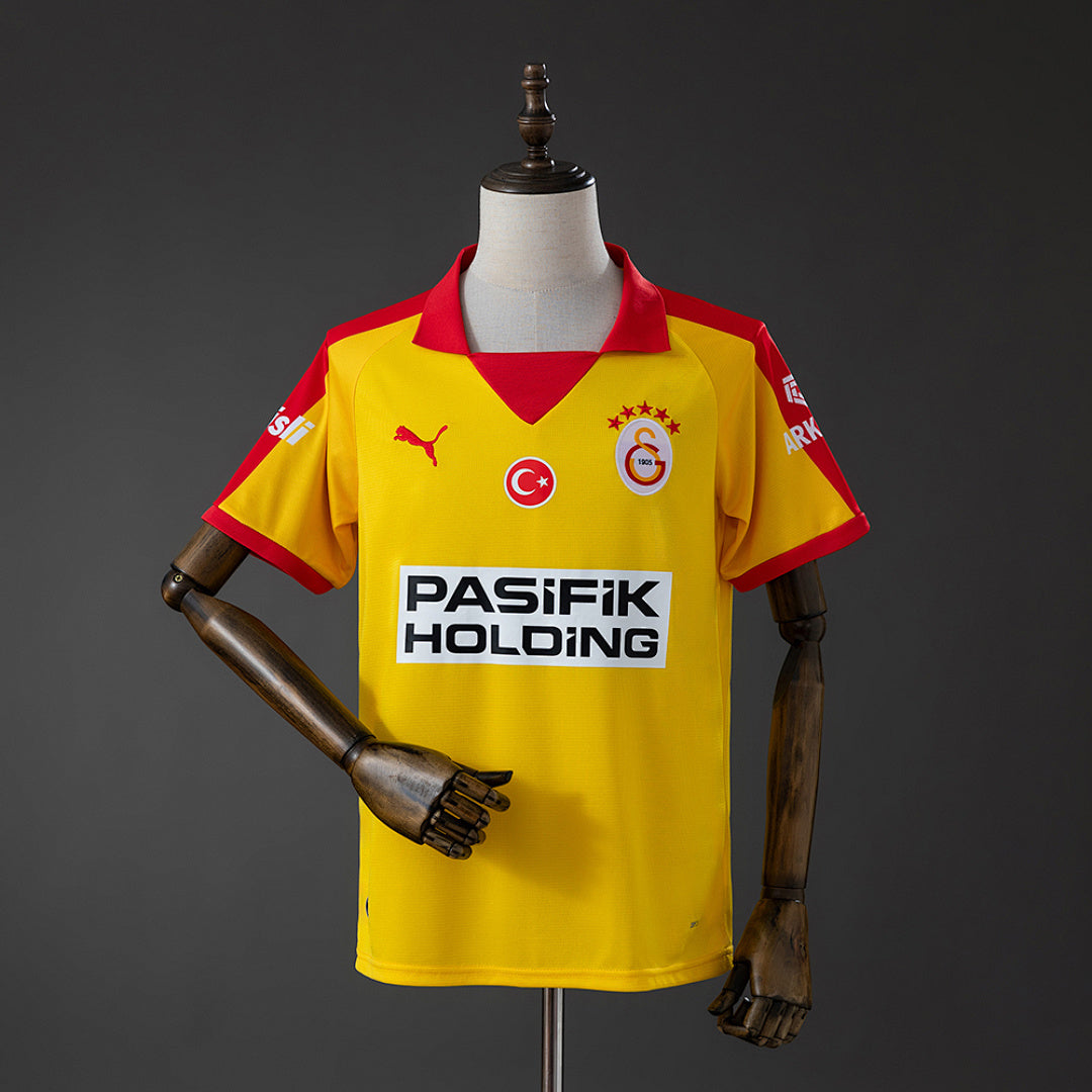 Camiseta Retro Galatasaray Amarilla 25/26 - frente