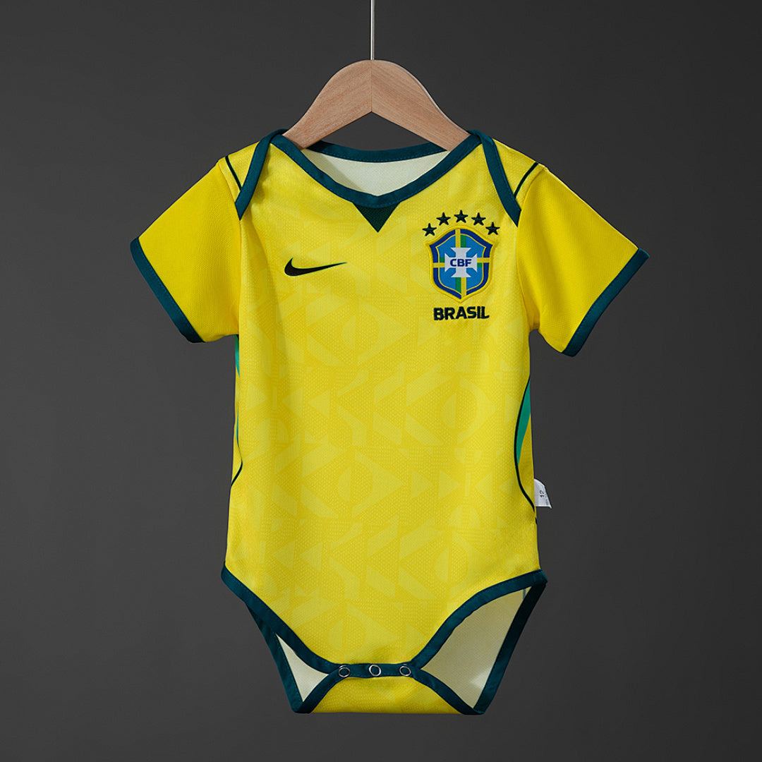 Conjunto Niños Brasil Local 2026/27 - frente